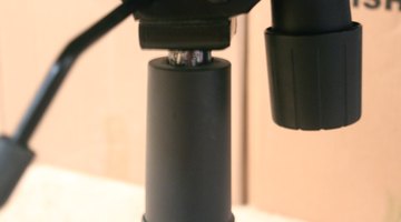 How to Replace a Gas Cylinder in an Office Chair